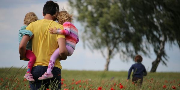 Send Fathers Day flowers